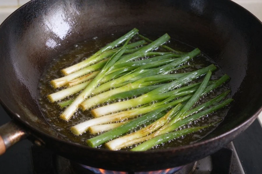 Scallion Oil Noodles step 3